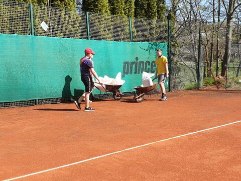 příprava kurtů 2020